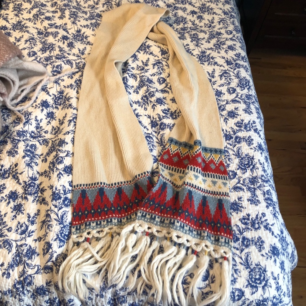 Hollister Winter Scarf